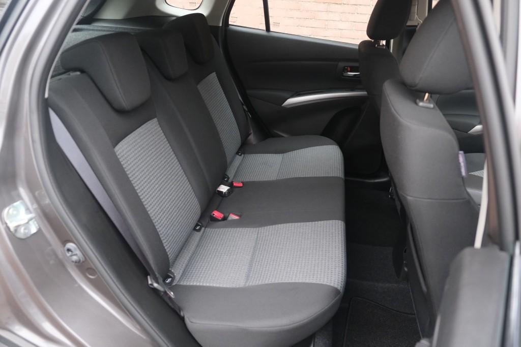 Suzuki S-Cross 1.4 Boosterjet 130pk Comfort Smart Hybrid | App Connect | Airco | Adaptive Cruise | Camera afbeelding 3