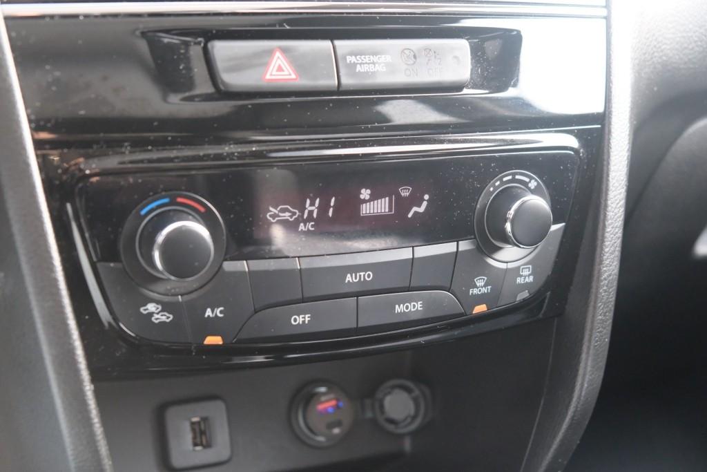 Suzuki Vitara 1.4 Boosterjet 130pk Style Smart Hybrid | Navi | App Connect | Climate | Adaptive Cruise | Panoramadak | Camera | Keyless | Blind Spot afbeelding 23