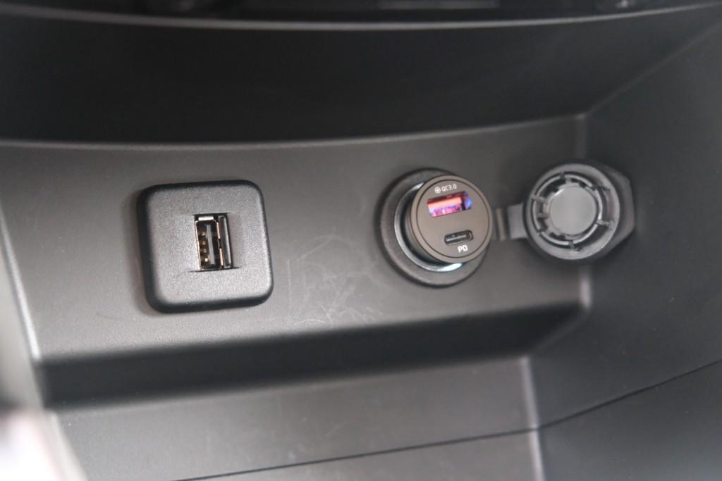 Suzuki Vitara 1.4 Boosterjet 130pk Style Smart Hybrid | Navi | App Connect | Climate | Adaptive Cruise | Panoramadak | Camera | Keyless | Blind Spot afbeelding 26