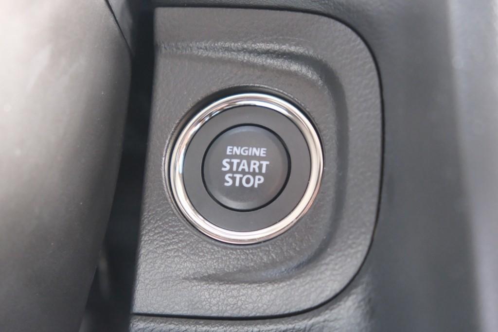 Suzuki Vitara 1.4 Boosterjet 130pk Style Smart Hybrid | Navi | App Connect | Climate | Adaptive Cruise | Panoramadak | Camera | Keyless | Blind Spot afbeelding 27