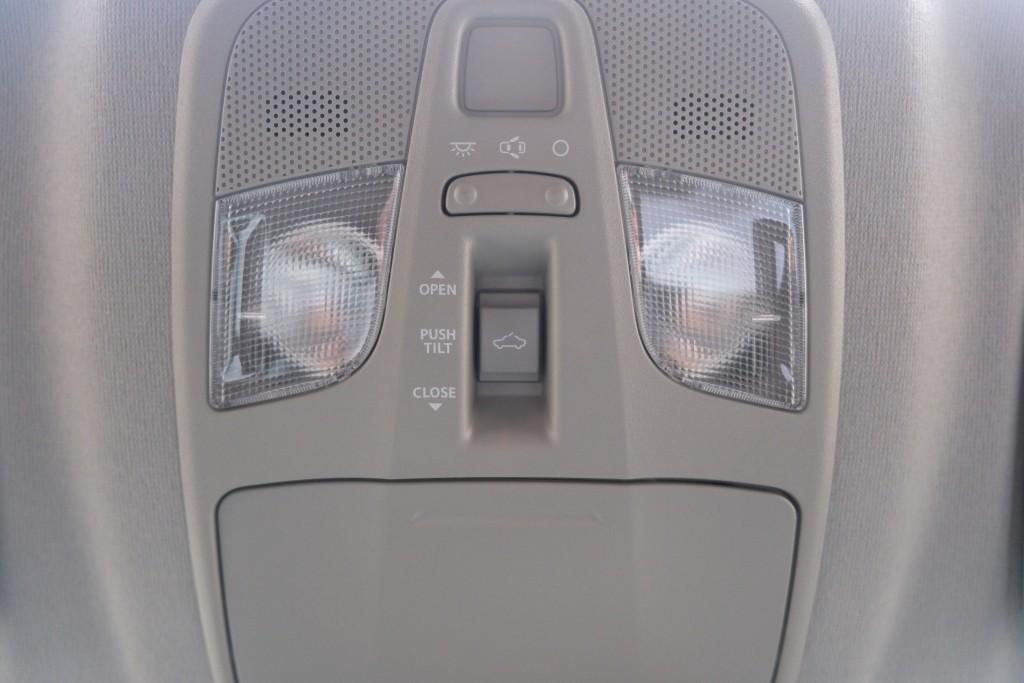 Suzuki Vitara 1.4 Boosterjet 130pk Style Smart Hybrid | Navi | App Connect | Climate | Adaptive Cruise | Panoramadak | Camera | Keyless | Blind Spot afbeelding 30