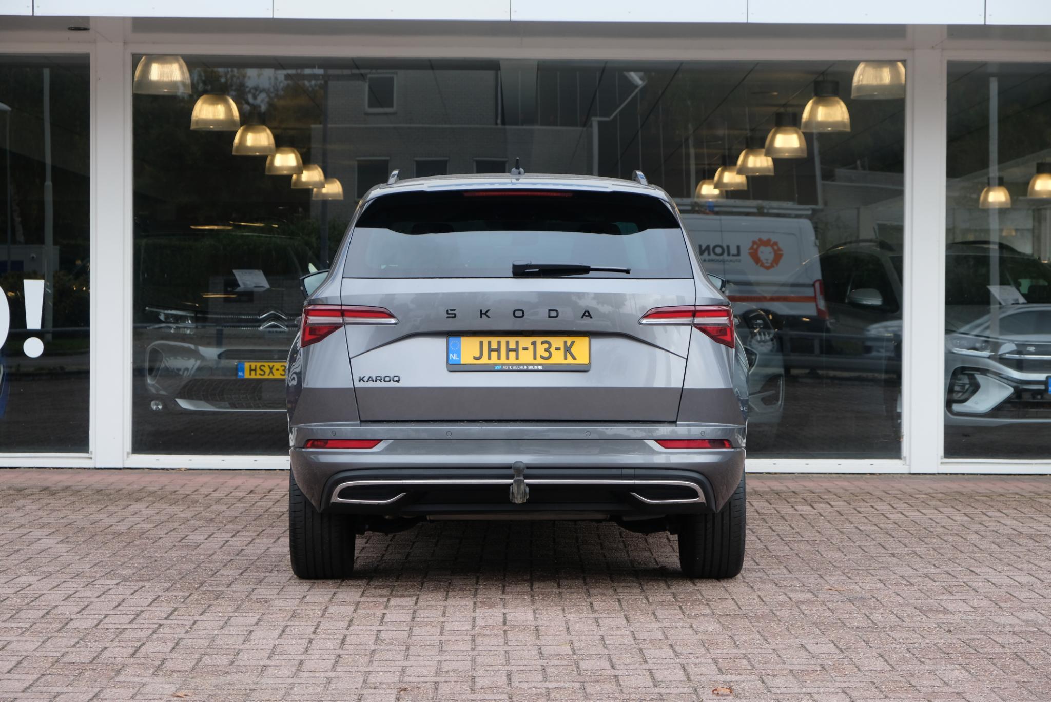 Skoda Karoq 1.5 TSi 150pk DSG Sportline | Navi | App Connect | Climate | Adaptive Cruise | Camera | Matrix LED | Elektrische Achterklep | Trekhaak afbeelding 5