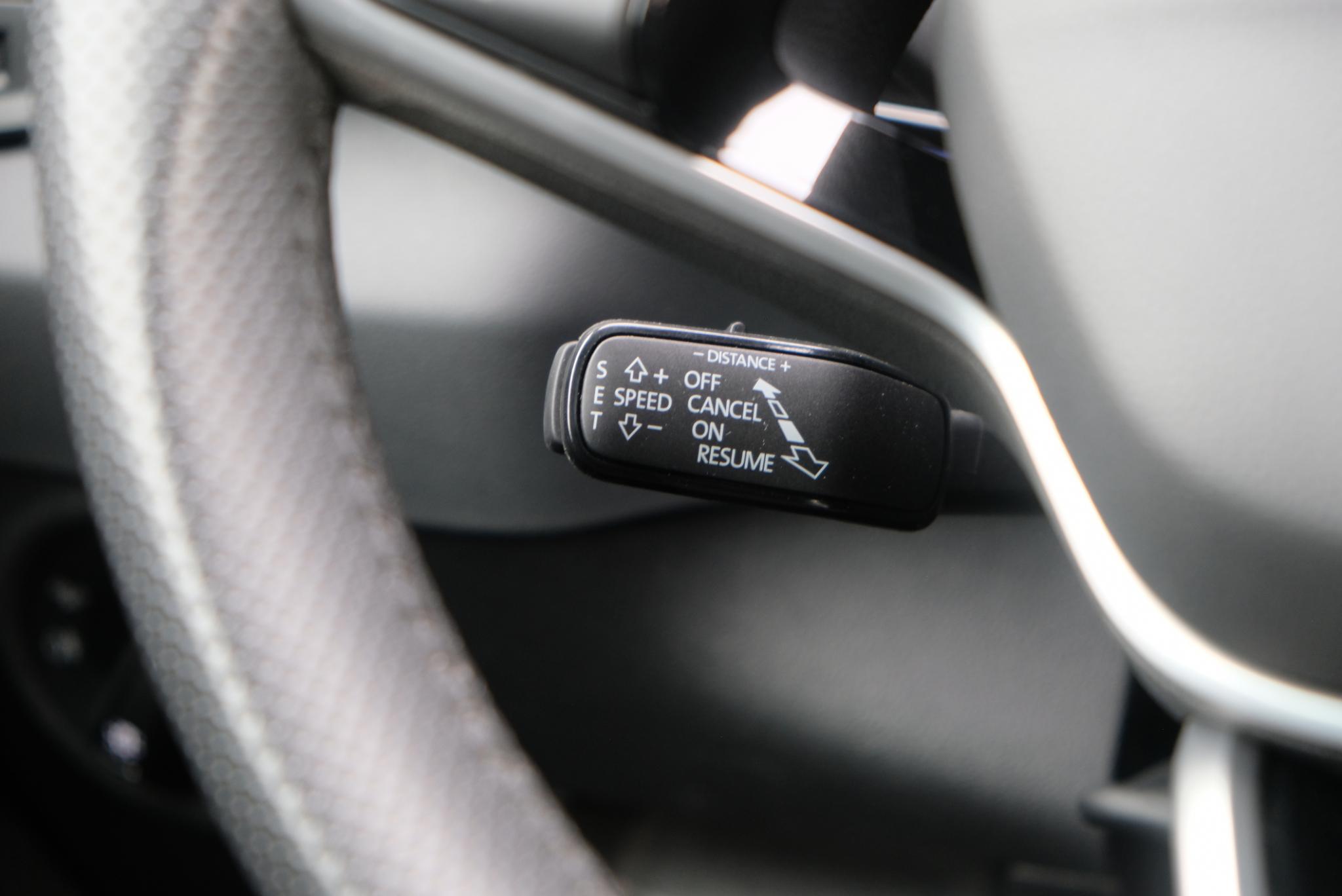 Skoda Karoq 1.5 TSi 150pk DSG Sportline | Navi | App Connect | Climate | Adaptive Cruise | Camera | Matrix LED | Elektrische Achterklep | Trekhaak afbeelding 13