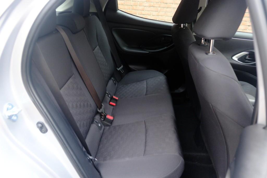 Mazda 2 Hybrid 1.5 116pk CVT Centre-line | App Connect | Climate | Adaptive Cruise | Camera | Stoelverwarming afbeelding 3