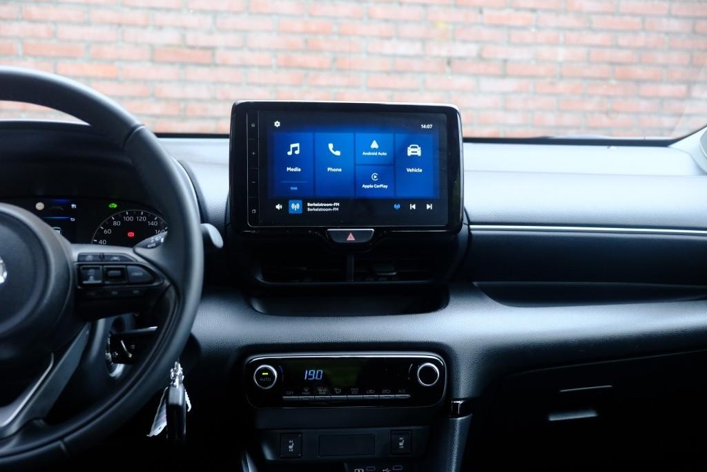 Mazda 2 Hybrid 1.5 116pk CVT Centre-line | App Connect | Climate | Adaptive Cruise | Camera | Stoelverwarming afbeelding 15