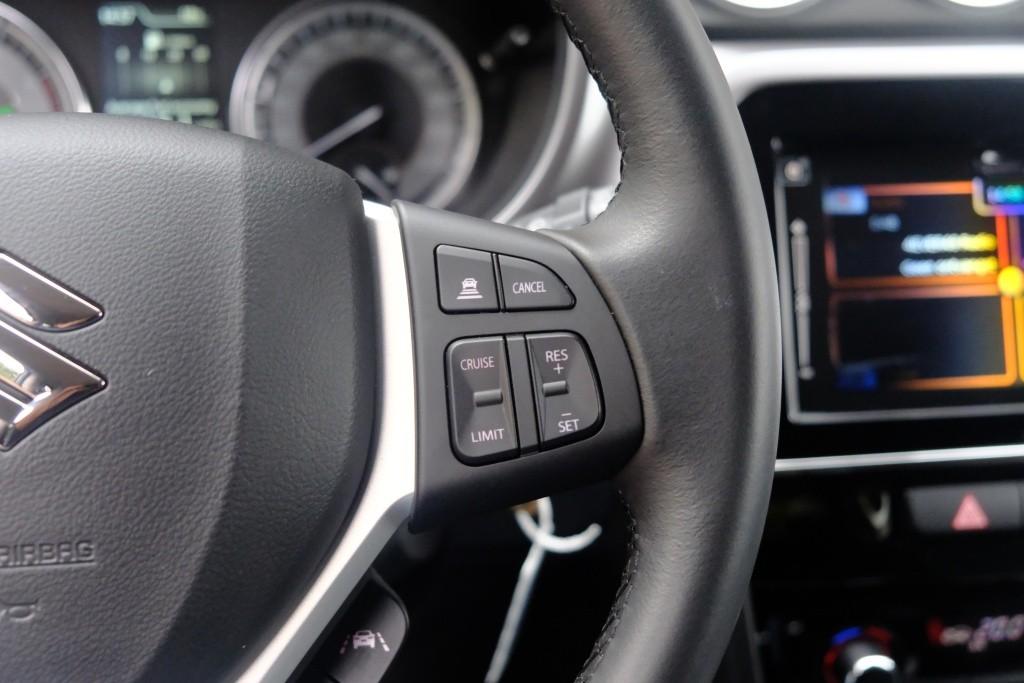 Suzuki Vitara 1.4 Boosterjet 130pk Select Smart Hybrid | App Connect | Climate | Adaptive Cruise | Camera | Blind Spot afbeelding 10