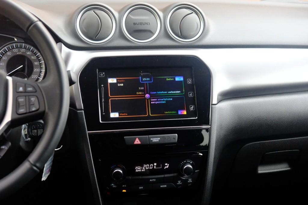 Suzuki Vitara 1.4 Boosterjet 130pk Select Smart Hybrid | App Connect | Climate | Adaptive Cruise | Camera | Blind Spot afbeelding 15