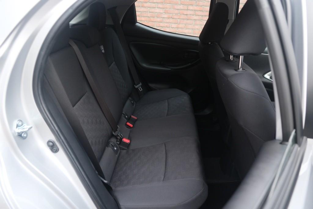 Mazda 2 Hybrid 1.5 116pk CVT Centre-line | App Connect | Climate | Adaptive Cruise | Camera | Stoelverwarming afbeelding 3