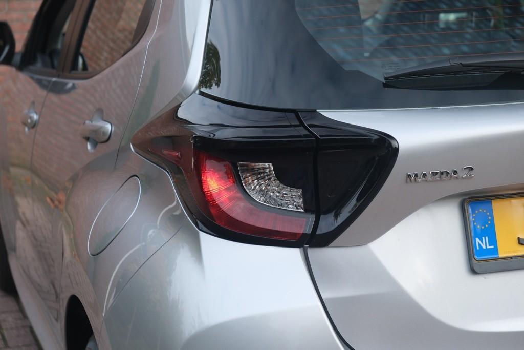 Mazda 2 Hybrid 1.5 116pk CVT Centre-line | App Connect | Climate | Adaptive Cruise | Camera | Stoelverwarming afbeelding 28