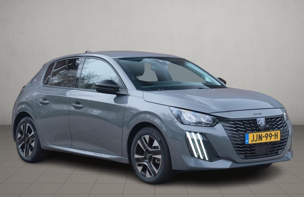 Peugeot 208 1.2 PureTech 100pk Allure | Navi | App Connect | Climate | Adaptive Cruise | Camera | Blind Spot | PDC afbeelding 1