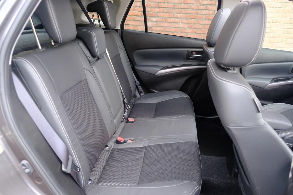 Suzuki S-Cross 1.4 Boosterjet 130pk Style Smart Hybrid | Navi | App Connect | Climate | Adaptive Cruise | Panoramadak | 360° Camera | Keyless | Blind Spot afbeelding 3