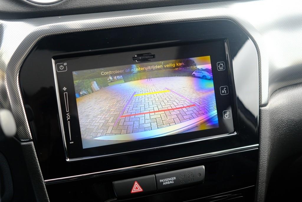 Suzuki Vitara 1.4 Boosterjet 130pk Style Smart Hybrid | Navi | App Connect | Climate | Adaptive Cruise | Panoramadak | Camera | Keyless | Blind Spot afbeelding 21