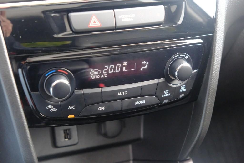 Suzuki Vitara 1.4 Boosterjet 130pk Style Smart Hybrid | Navi | App Connect | Climate | Adaptive Cruise | Panoramadak | Camera | Keyless | Blind Spot afbeelding 23