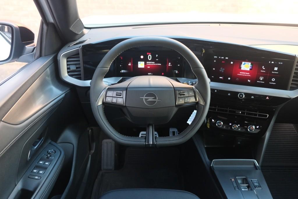 Opel Mokka 1.2 Turbo 130pk EAT8 GS | Nieuw Model ! | App Connect | Climate | Cruise | PDC | Winter Pakket afbeelding 14