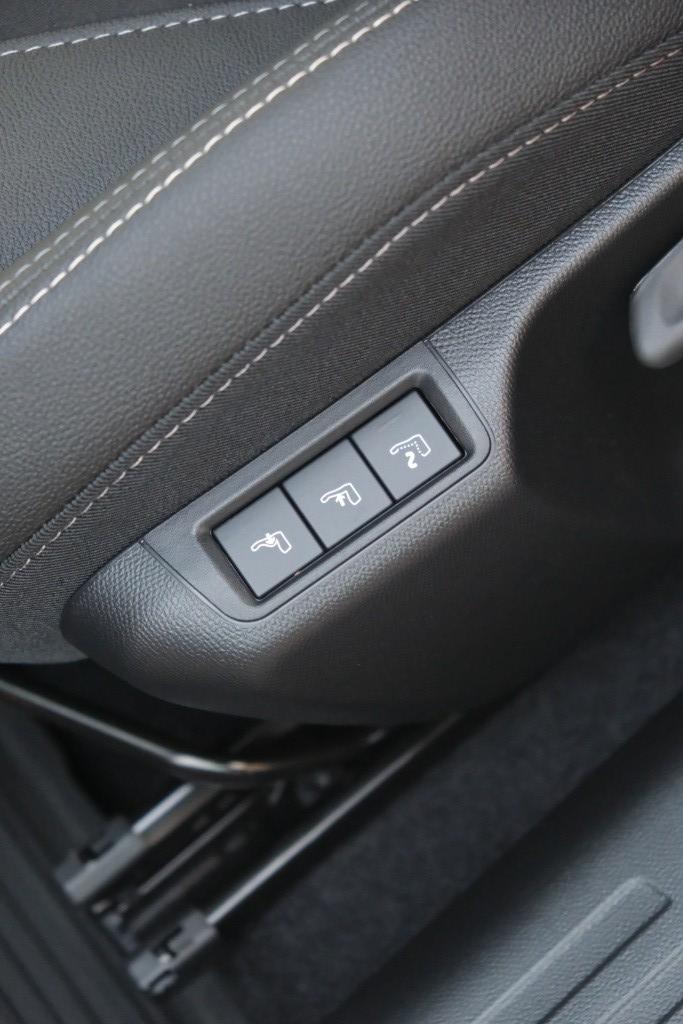 Opel Mokka 1.2 Turbo 130pk EAT8 GS | Nieuw Model ! | App Connect | Climate | Cruise | PDC | Winter Pakket afbeelding 25