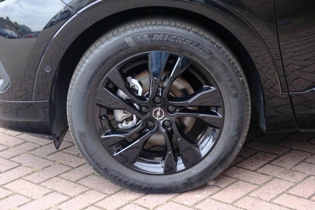 Opel Grandland 1.2 Turbo 130pk GS | Navi | App Connect | Climate | Cruise | Camera | Blind Spot | Winter Pakket afbeelding 23