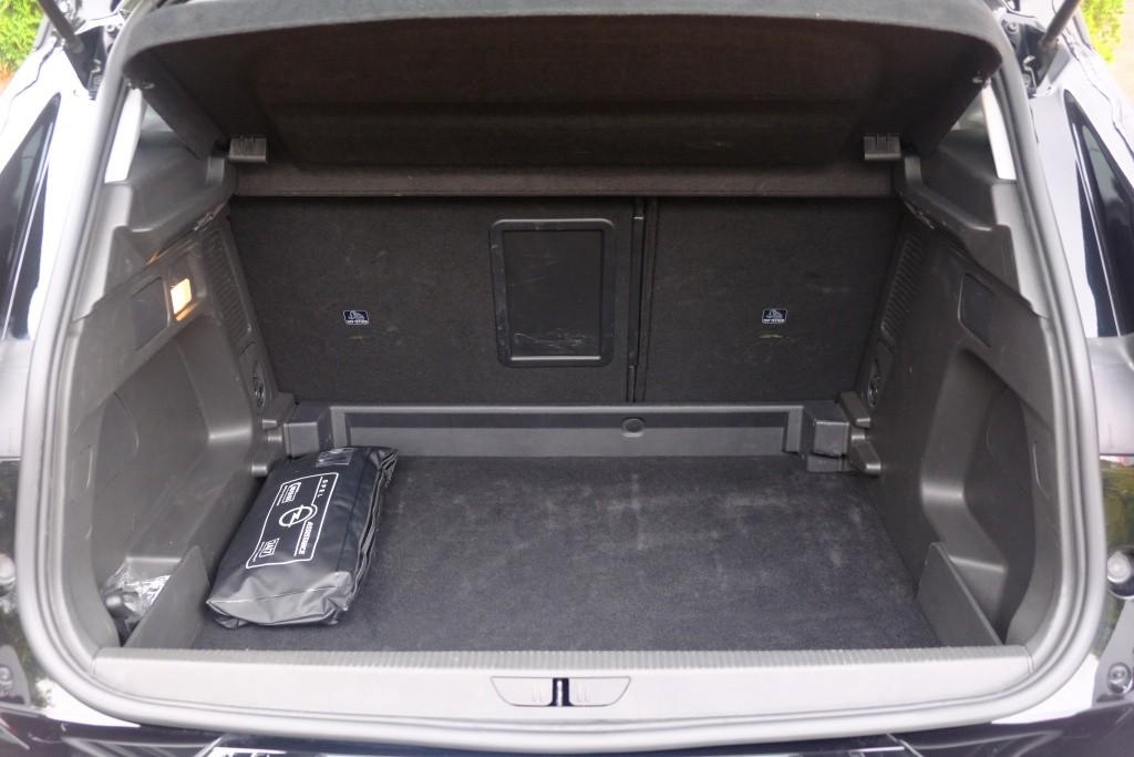 Opel Grandland 1.2 Turbo 130pk GS | Navi | App Connect | Climate | Cruise | Camera | Blind Spot | Winter Pakket afbeelding 26