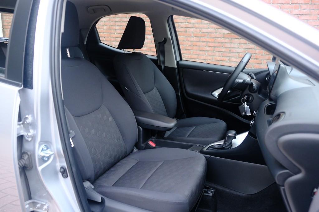 Mazda 2 Hybrid 1.5 116pk CVT Centre-line | App Connect | Climate | Adaptive Cruise | Camera | Stoelverwarming afbeelding 6