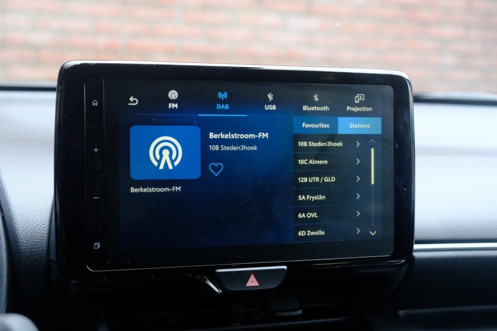 Mazda 2 Hybrid 1.5 116pk CVT Centre-line | App Connect | Climate | Adaptive Cruise | Camera | Stoelverwarming afbeelding 16