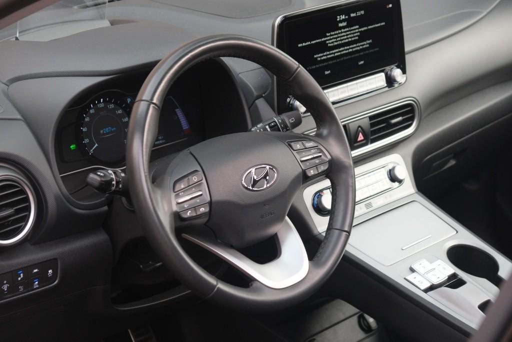 Hyundai KONA EV 64 kWh 204pk Fashion | SOH 100% | Navi | App Connect | Climate | Adaptive Cruise | Schuif-/kanteldak | Head-up Display | Camera | Keyless afbeelding 8