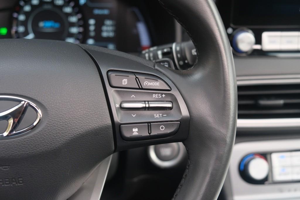 Hyundai KONA EV 64 kWh 204pk Fashion | SOH 100% | Navi | App Connect | Climate | Adaptive Cruise | Schuif-/kanteldak | Head-up Display | Camera | Keyless afbeelding 10