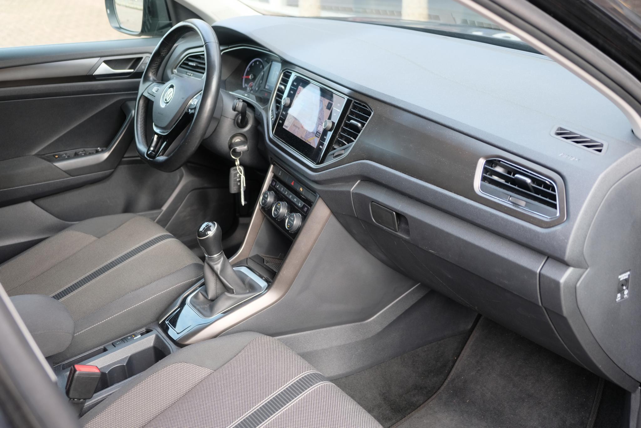 Volkswagen T-Roc 1.5 TSi 150pk Style Business | Navi | App Connect | Climate | Adaptive Cruise | Camera | 18" velgen afbeelding 7