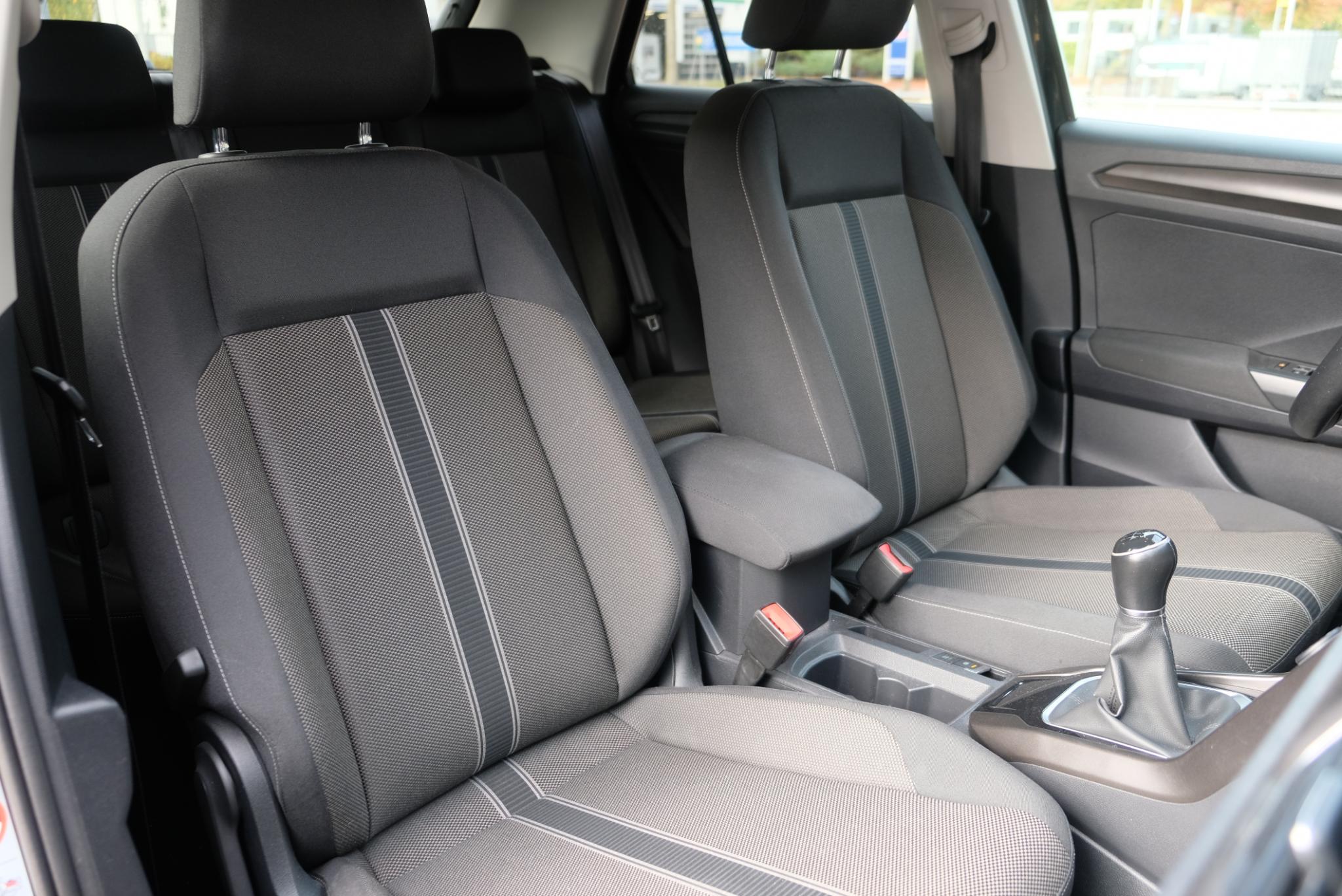 Volkswagen T-Roc 1.5 TSi 150pk Style Business | Navi | App Connect | Climate | Adaptive Cruise | Camera | 18" velgen afbeelding 8