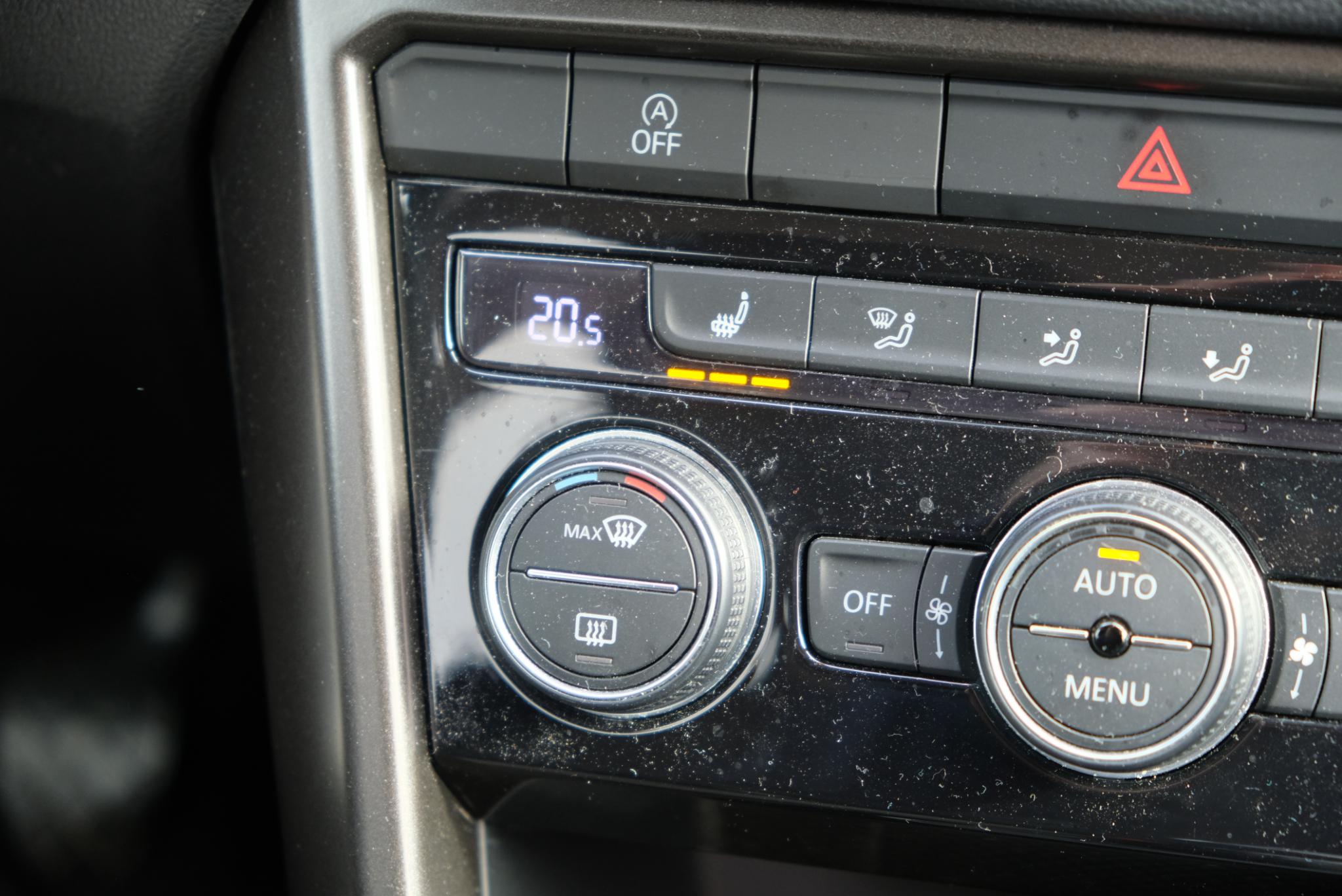 Volkswagen T-Roc 1.5 TSi 150pk Style Business | Navi | App Connect | Climate | Adaptive Cruise | Camera | 18" velgen afbeelding 12