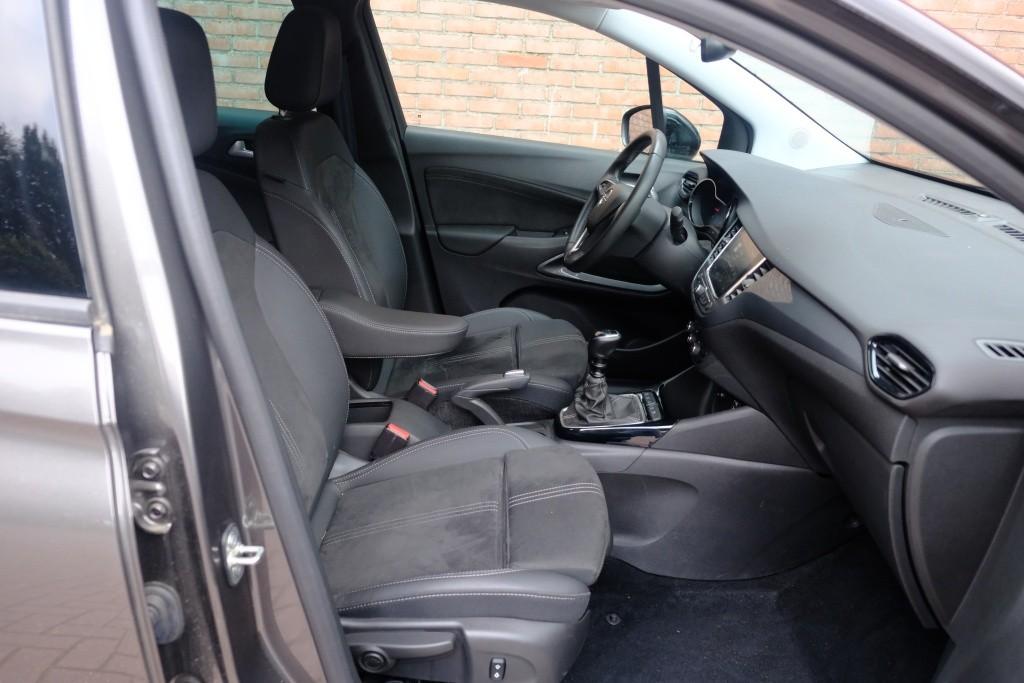 Opel Crossland 1.2 Turbo 110pk Ultimate | Navi | App Connect | Climate | Camera | Keyless | Blind Spot | PDC afbeelding 5