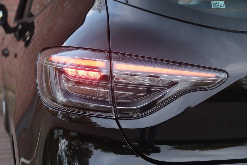 Renault Clio 1.0 TCe 90pk Evolution | App Connect | Airco | Cruise | LED | DAB | PDC afbeelding 27