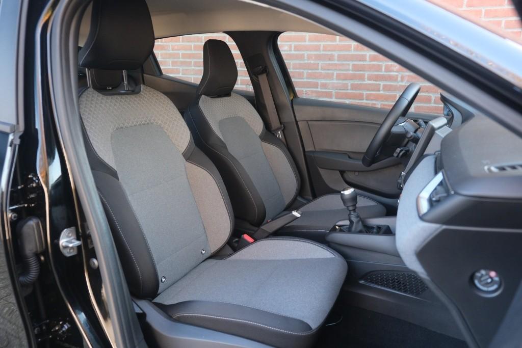 Renault Clio 1.0 TCe 90pk Evolution | App Connect | Airco | Cruise | LED | DAB | PDC afbeelding 6