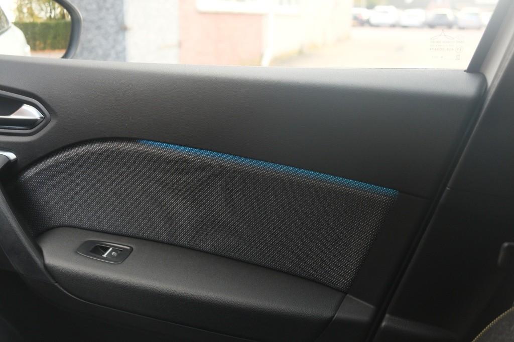 Renault Captur 1.3 TCe 160pk EDC Techno | App Connect | Climate | Cruise | Camera | Keyless | PDC afbeelding 25