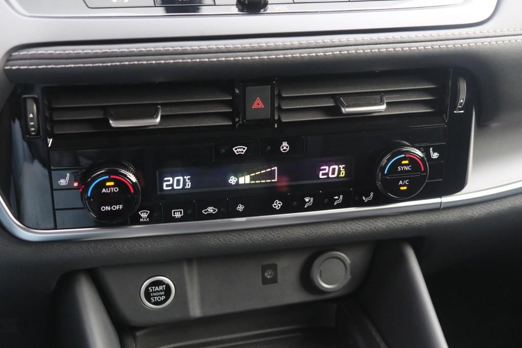 Nissan QASHQAI 1.3 MHEV 158pk Xtronic N-Connecta | Navi | App Connect | Adaptive Cruise | Keyless | 360° Camera | Elektrische Achterklep | Cold Pack afbeelding 21