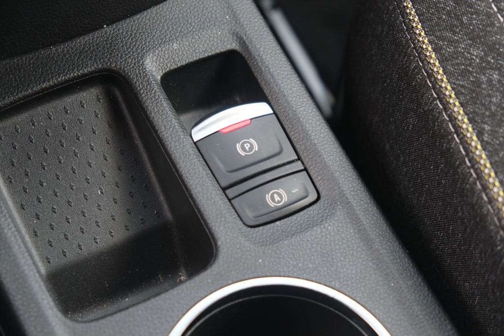 Renault Captur 1.0 TCe 90pk Techno | Navi | Climate | Cruise | Camera | Keyless | PDC afbeelding 24