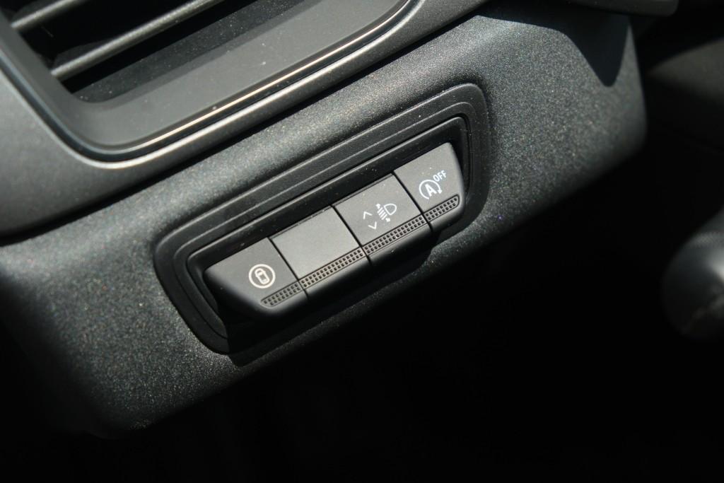 Renault Captur 1.0 TCe 90pk Techno | Navi | Climate | Cruise | Camera | Keyless | PDC afbeelding 26