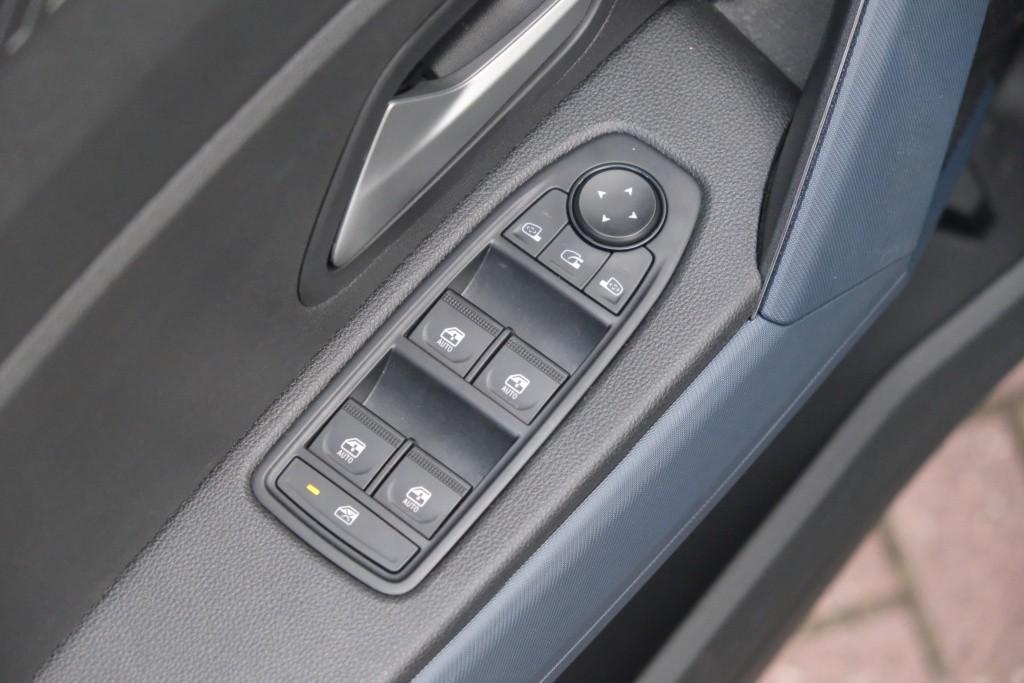 Dacia Duster 1.2 TCe 130pk mild hybrid Journey | App Connect | Climate | Cruise | Keyless | Camera | PDC afbeelding 24