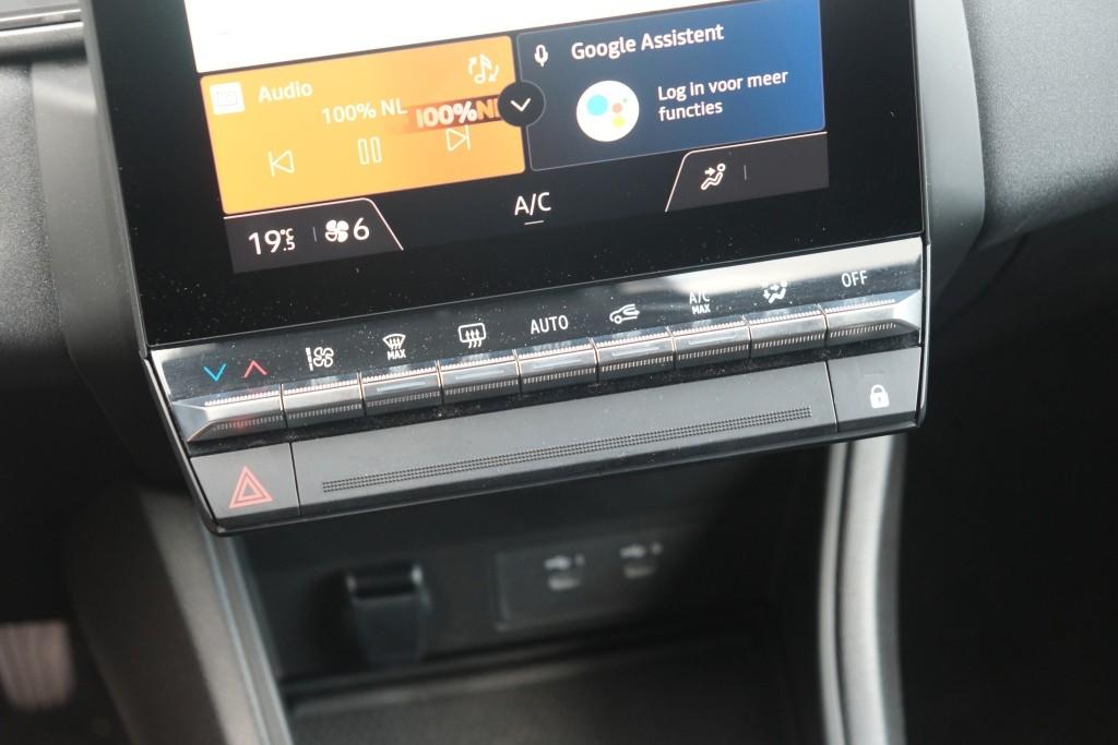 Renault Captur 1.0 TCe 90pk Techno | Navi | Climate | Cruise | Camera | Keyless | PDC afbeelding 21