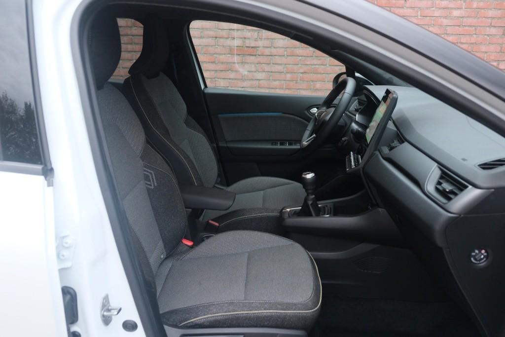 Renault Captur 1.0 TCe 90pk Techno | Navi | Climate | Cruise | Camera | Keyless | PDC afbeelding 4