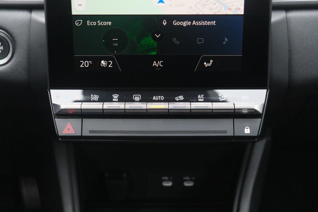 Renault Captur 1.0 TCe 90pk Techno | Navi | Climate | Cruise | Camera | Keyless | PDC afbeelding 21