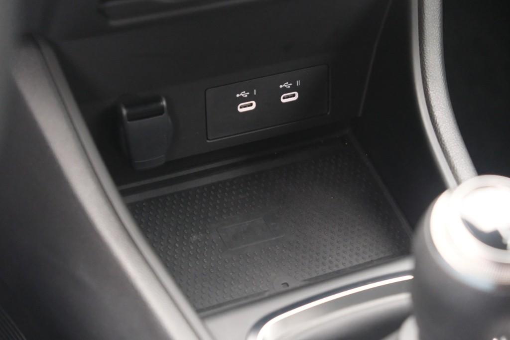 Renault Captur 1.0 TCe 90pk Techno | Navi | Climate | Cruise | Camera | Keyless | PDC afbeelding 22