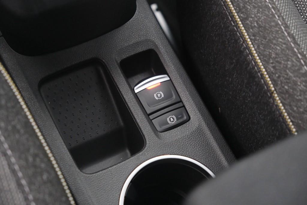 Renault Captur 1.0 TCe 90pk Techno | Navi | Climate | Cruise | Camera | Keyless | PDC afbeelding 24