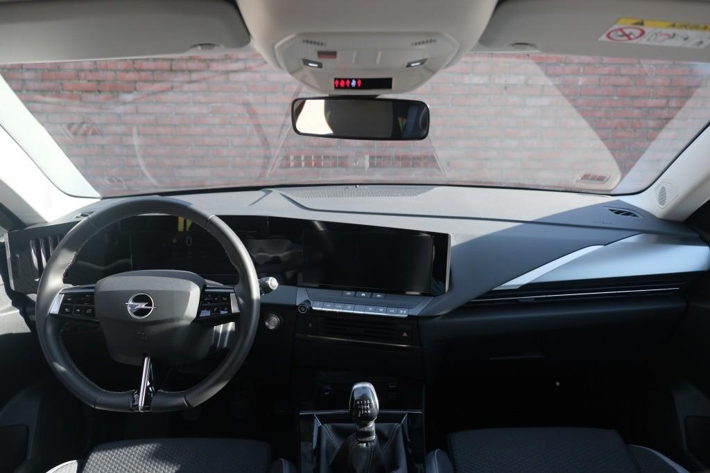 Opel Astra 1.2 Turbo 110pk Sports Tourer Level 2 | Navi | App Connect | Climate | Cruise | LED | PDC | Trekhaak afbeelding 7