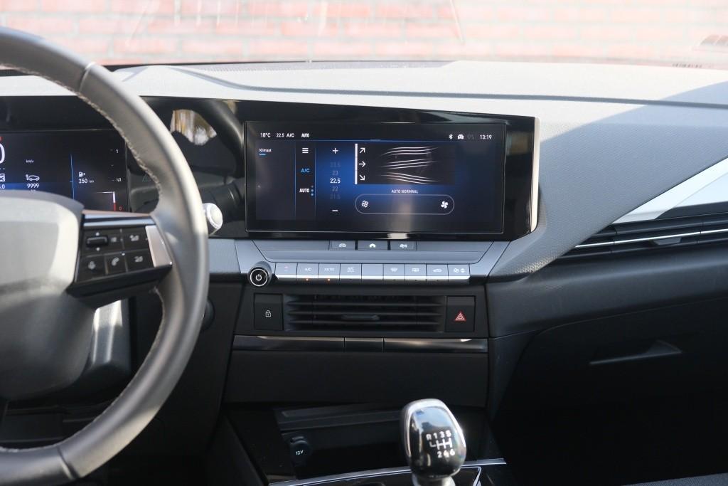 Opel Astra 1.2 Turbo 110pk Sports Tourer Level 2 | Navi | App Connect | Climate | Cruise | LED | PDC | Trekhaak afbeelding 15