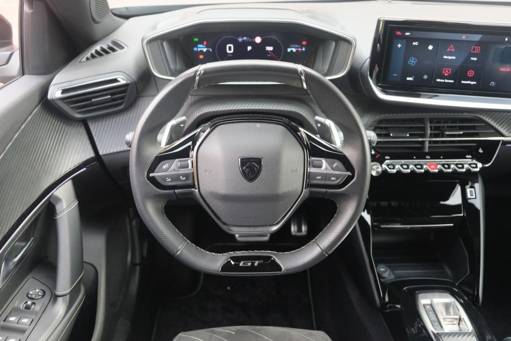 Peugeot 2008 1.2 PureTech 130pk EAT8 GT | Navi | App Connect | Adaptive Cruise | Keyless | Alcantara | Camera | PDC afbeelding 11