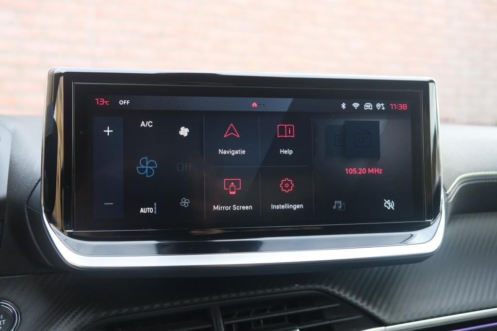 Peugeot 2008 1.2 PureTech 130pk EAT8 GT | Navi | App Connect | Adaptive Cruise | Keyless | Alcantara | Camera | PDC afbeelding 16