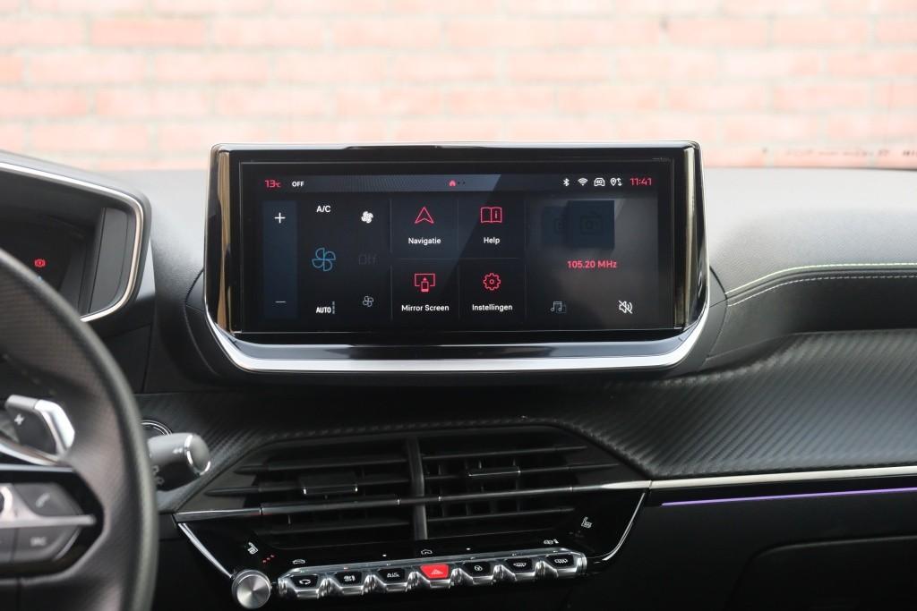 Peugeot 2008 1.2 PureTech 130pk EAT8 GT Pack | Navi | App Connect | Adaptive Cruise | Keyless | Alcantara | Camera | PDC afbeelding 10