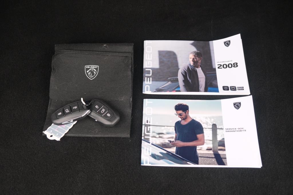 Peugeot 2008 1.2 PureTech 130pk EAT8 GT | Navi | App Connect | Adaptive Cruise | Keyless | Alcantara | Camera | PDC afbeelding 30