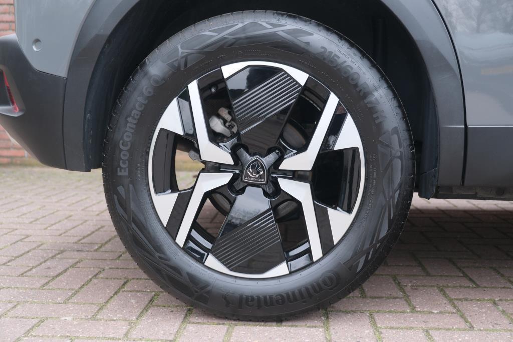 Peugeot 2008 1.2 PureTech 130pk EAT8 GT | Navi | App Connect | Adaptive Cruise | Keyless | Alcantara | Camera | PDC afbeelding 31