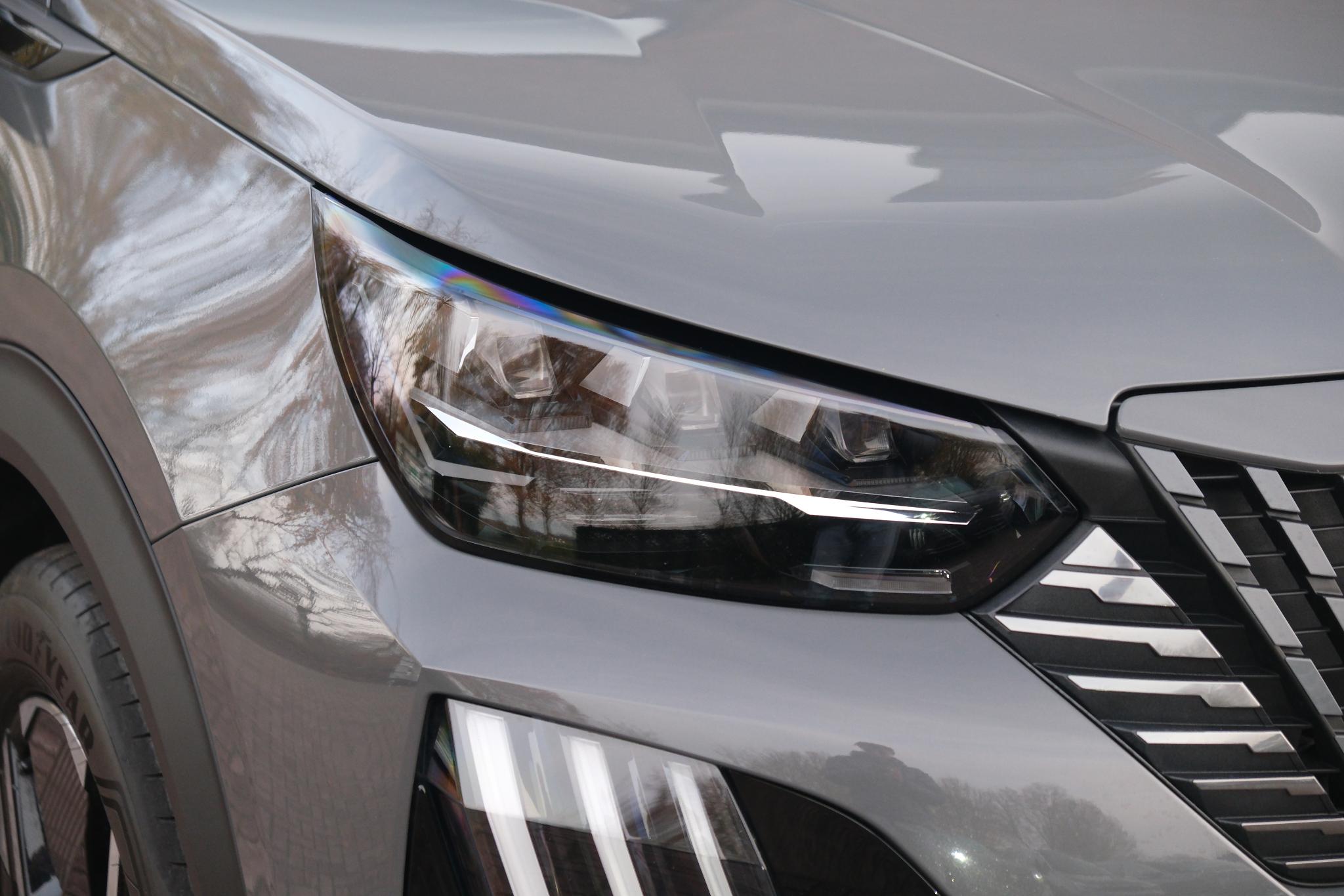 Peugeot 2008 1.2 PureTech 130pk EAT8 GT Pack | Navi | App Connect | Adaptive Cruise | Keyless | Alcantara | Camera | PDC afbeelding 2