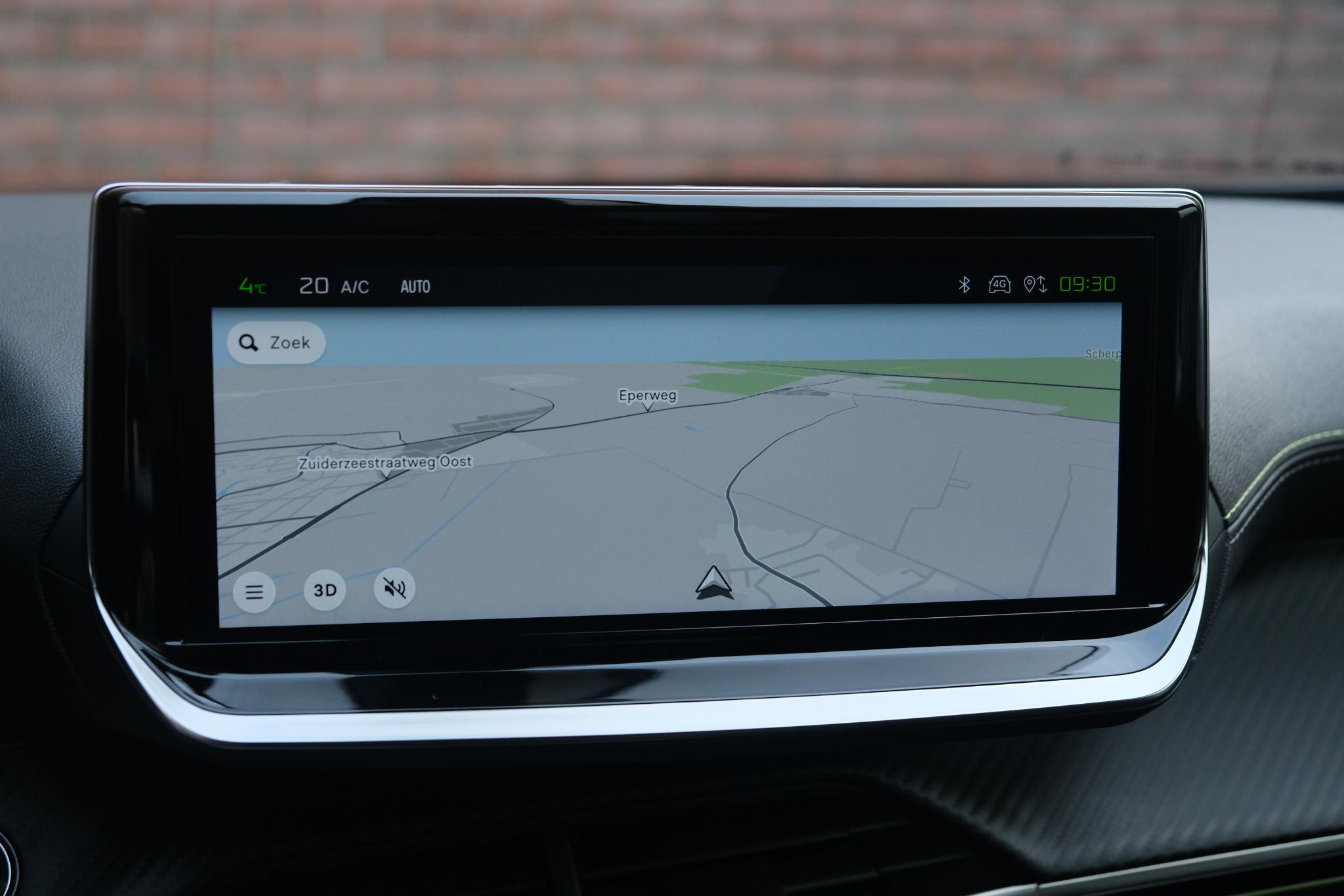 Peugeot 2008 1.2 PureTech 130pk EAT8 GT Pack | Navi | App Connect | Adaptive Cruise | Keyless | Alcantara | Camera | PDC afbeelding 16